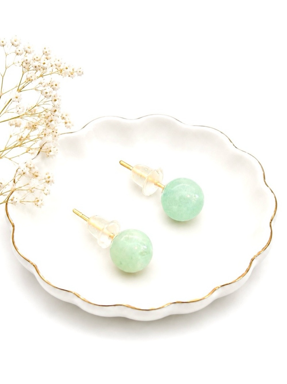 14k Yellow Gold Round Jade Ball Stud Earrings